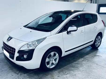 Peugeot 3008 2.0 HDI 150 BUSINESS PACK NAVI BVM6