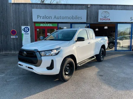 Toyota Hilux X-TRA CABINE 2.8L D-4D 4X4 (MY24) LECAP
