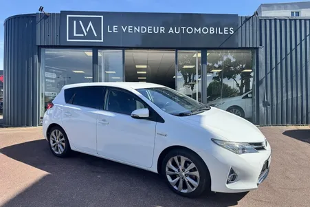 TOYOTA AURIS Hybride 136h Business