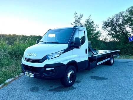 Iveco daily 72c18 depanneuse / porte voiture / plateau / panier / poids lourds