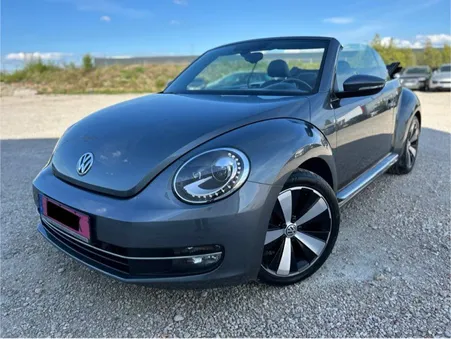Volkswagen coccinelle cabriolet 2.0 tdi 140 bvm6 édition cup / entretien complet volkswagen