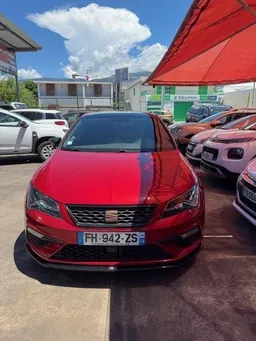 Seat Leon III (5F1) 5 portes Phase 2 Cupra 2.0 TSI 16V DSG6 290 cv Boîte auto