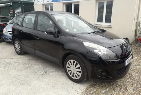 Renault GRAND SCÉNIC III 1.5 DCI 110 ECO2 CARMINAT TOM TOM EURO 5 7 PL