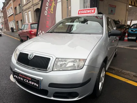 FABIA 1.4i *Automatique CARNET à jour SKODA Garantie