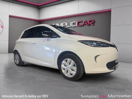 Renault Zoe 88ch charge rapide 21kwh batterie en location garantie 12 mois