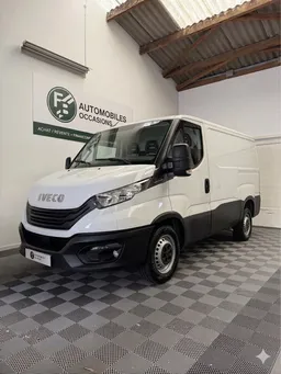 Iveco Daily • 35S14 • 2.3 Diesel Hi-Matic BVA • TVA RÉCUP