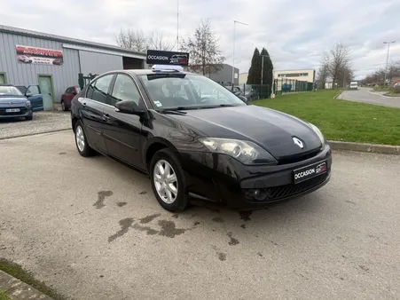 Renault LAGUNA III 2.0 dci 130 cv Black Edition