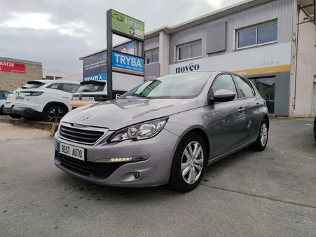 Peugeot 308 1,6 HDi 120 cv 166008 kms année 2016