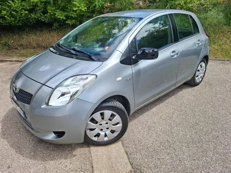 TOYOTA YARIS 1.4 D4D facture à l'appui moteur chaîne