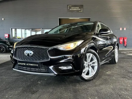 Infiniti Q30 1.6t 156 7DCT Premium - Toit panoramique / 2ème Main
