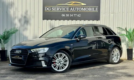 AUDI A3 SPORTBACK 2.0 TDI 150 S LINE S TRONIC / Sièges chauffants / Radar de stationnement avant et arrière / GPS