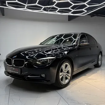 BMW 320d xDrive 4 Roues motrices 2.0l 184ch Sport 134.491km