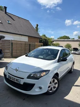 RENAULT MEGANE III BERLINE dCi 110 FAP eco2 5 EDC