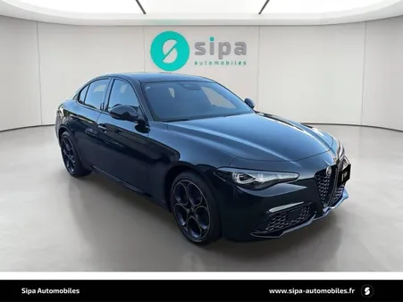 Alfa Romeo Giulia 2.2 210 ch AT8 Q4 Intensa 4p