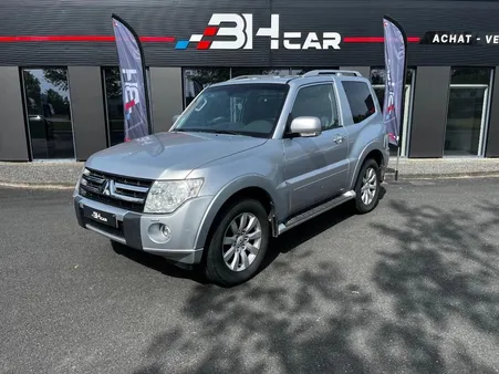Mitsubishi Pajero 3.2 DID 200 COURT INSTYLE 4WD BVA