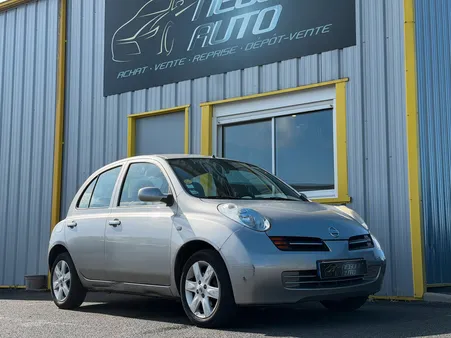 NISSAN MICRA III 1.2 80 ch ACENTA / CLIMATISATION / CARPLAY / ACES SANS CLE / 3.990 EUR