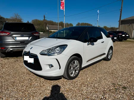 DS DS3 1.2 Puretech 82 ch caméra / carplay / gps