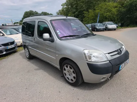 Peugeot Partner 2.0 hdi 90ch Zenith 5 places