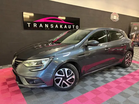 RENAULT MEGANE IV BERLINE Blue dCi 95 Zen / Carplay / 5 Places