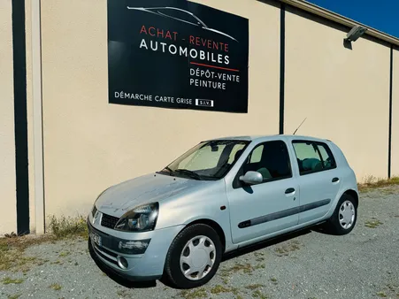 Renault Clio 1.4i 16v privilège