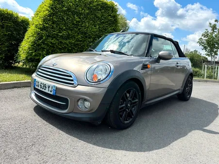 Mini Mini CABRIOLET (R57) COOPER D 112 cv / bva, gps