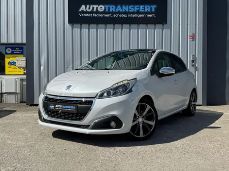 PEUGEOT 208 DISTRIBUTION OK - 1.6 BlueHDi 100CH Feline