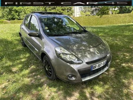 Clio III 1.5 dCi 85ch Exception Toit ouvrant