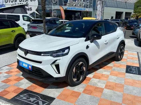 Renault Captur 1.8 E-TECH 160 TECHNO Export Caméra Pack Hiver RS