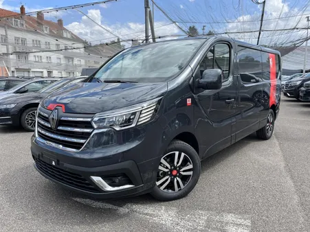 RENAULT TRUCKS TRAFIC L2H1 FOURGON 3000 Kg 2.0 Blue dCi 150 BVA9 RED EDITION EXCLUSIVE AVEC ATTELAGE