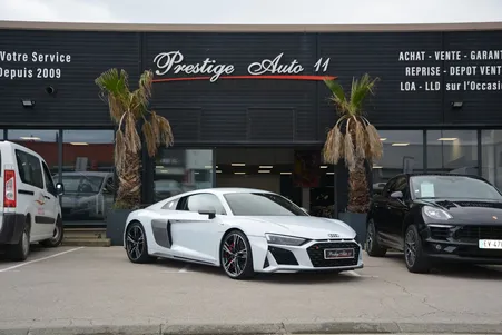 Audi R8 620 CV V10 Performance LOA 1 299 Euros Par mois Sièges Recaro Carbon Interieur et Moteur Gris Suzuka V 10