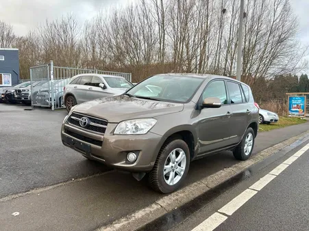 Rav4 D4D 150 4X4 120000 km certifié Attache rem. 2.0 T