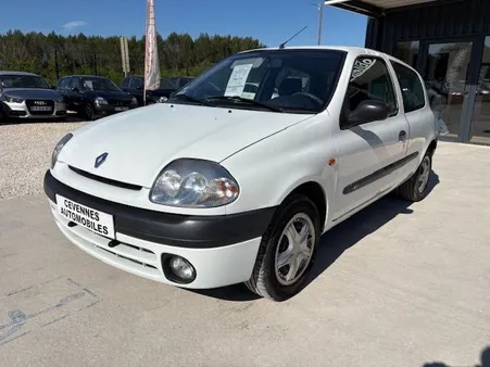 Renault CLIO II 1.6 90CH SI 3 PORTES DISTRIBUTION NEUVE