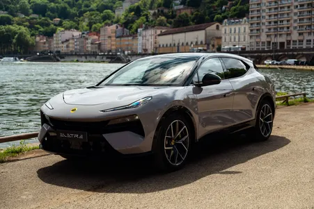 LOTUS Eletre 450 Base