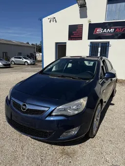Opel Astra 1.7 CDTI 110 EDITION