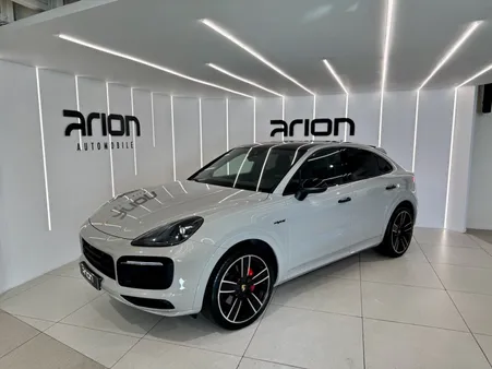 Porsche CAYENNE Coupé E-Hybrid 3.0L V6 461 ch Pack Sport Allégé