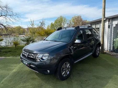 DACIA Duster Confort TCe 125 4x2 du 02/2017 / GPS / Intérieur Cuir chauffants / Caméra de recul / 84339 Km