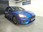 FORD Focus Berline ST-Line Business 2éme main / bang & olufsen / apple car play & Android auto / affichage tête haute / sièges chauffant / camera recul / avertisseur d'angle mort