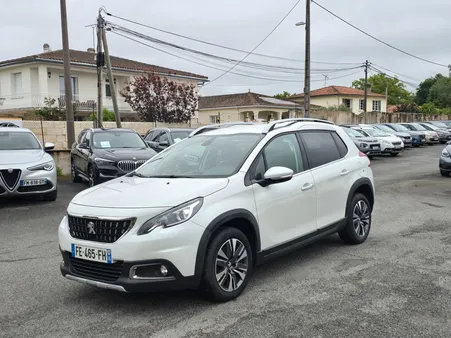 PEUGEOT 2008 1.5 BlueHDi EAT6 S&S 120 cv Boîte auto Vrai boite automatique