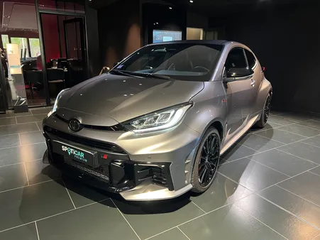 Totota yaris gr 280cv bva