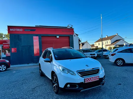 Peugeot 2008 1.6 vti essence 120 cv feline an.2014 121.000 kms 6990 euros