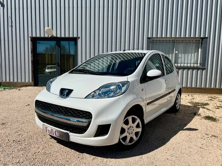 Peugeot 107 1.0i 12V 68ch Trendy 5P