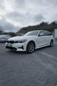 BMW 320e G21 touring Xdrive 204cv Sport Line M / Harmann Kardonn / Sieges chauffants / Hayon electrique