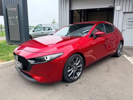 Mazda 3 2.0 SkyActiv-G 122ch M-Hybrid SportLine BVA6 - 1ère main 🤚 - Entretien complet ✅ - Full LED Adaptatif - Caméra 360° - BOSE - Tête Haute - JA 18" - Keyless - Sièges + Volant Chauffant - 2 clés