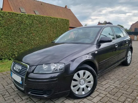AUDI A3 SPORTBACK 1.9 TDI 105cv 5 Portes Régulateur & Jantes climatisation auto