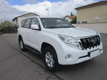 4x4 Toyota Land Cruiser J150 -2.8D4D 177ch- 5 portes -1 ere main -7 places -camera attelage
