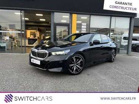 BMW Série 5 550e XDrive 4 Roues Directrices 489ch Finition M * Zéro Malus Jantes 20P Toit Panoram...