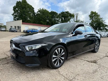 MERCEDES CLASSE A BERLINE BUSINESS 180 BM6 Business Line