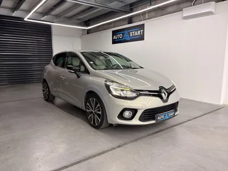 Renault CLIO IV Initiale Paris SIEGES CHAUFFANTS/CAMERA DE RECUL/RADAR ARR/