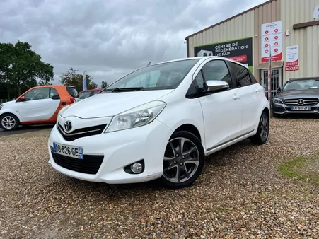 TOYOTA YARIS 100 VVT-i Dynamic