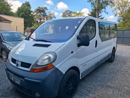 Renault trafic passenger